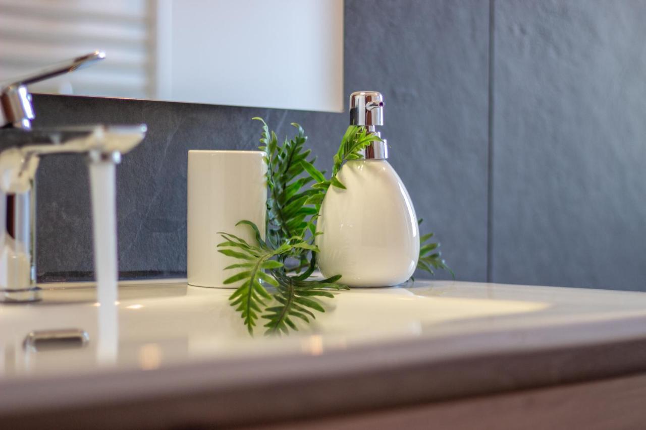 Camera Matrimoniale/Doppia con Letti Singoli con Bagno Privato